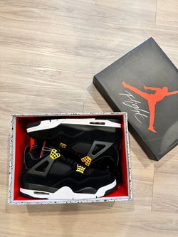 Size 11 men jordan 4 retro