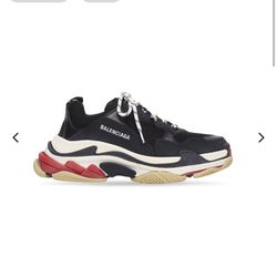 Balenciaga Triple S Sneaker