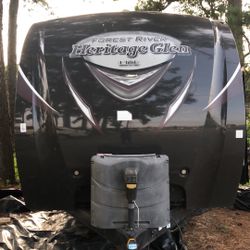 Wild RV  Forest River Heritage Glen