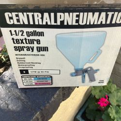 1 1/2 gallon texture spray gun