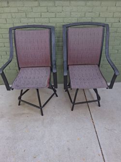 Set of outdoor patio Chairs