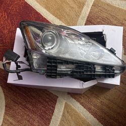 Lexus IS250 RH Projector Headlight