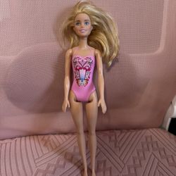 Barbie Mattel Water Play Beach 11 1/2” Tall Doll