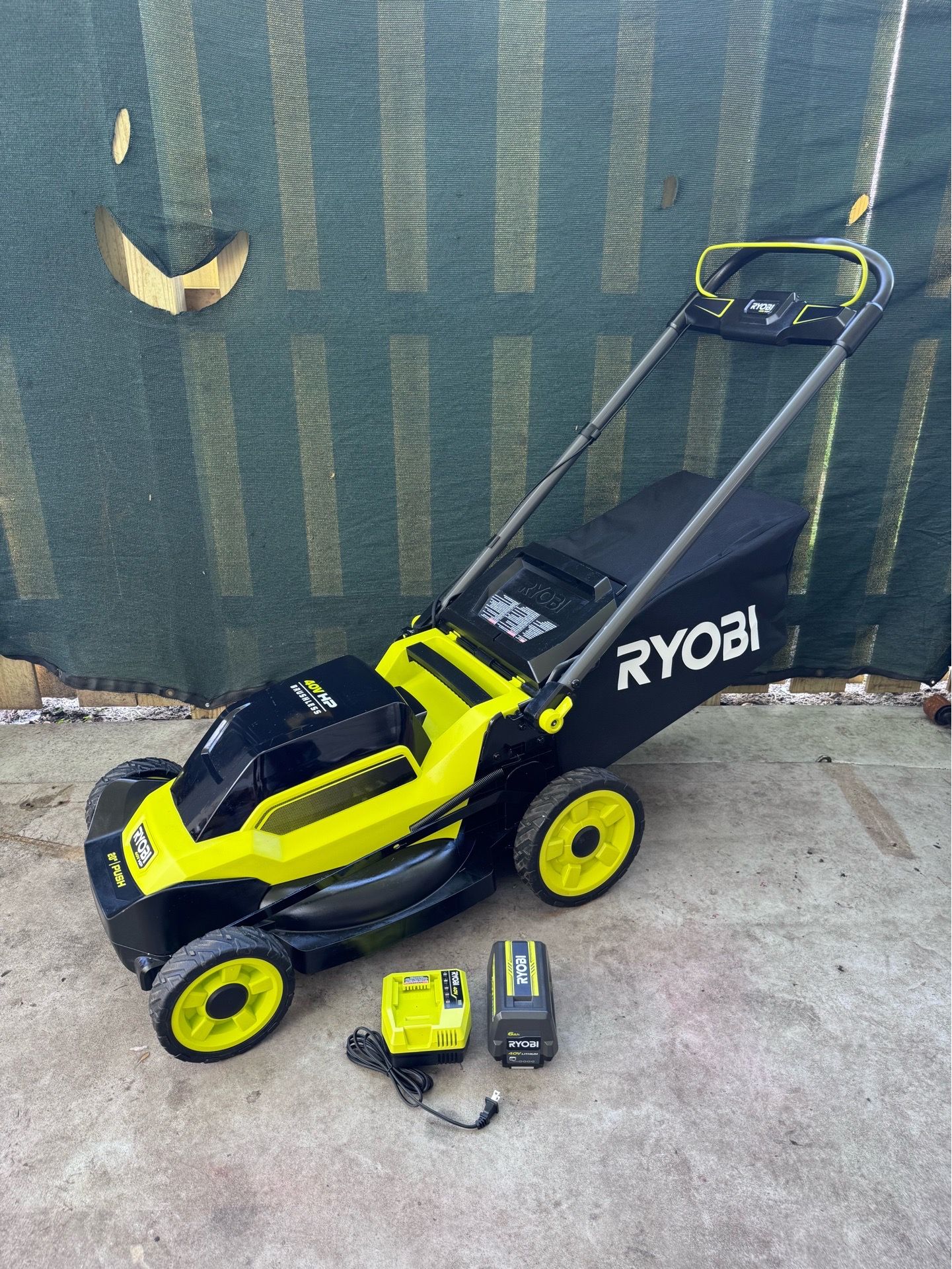 OUTSTANDING CONDITION AS A BRAND NEW IN AN ORIGINAL BOX RYOBI 40 V HP Hi Performance Advanced Technology 20" INCH BRUSHLESS PUSH MOWER, MORE POWER THA