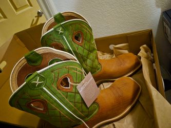 8.5 D. Unico numero. Solo 8 5D, con caskillo $165 fijo seagoville tx