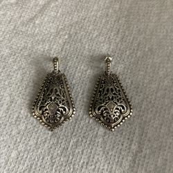 Beautiful earrings