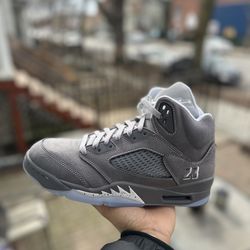 Jordan 5 WOLF GREY