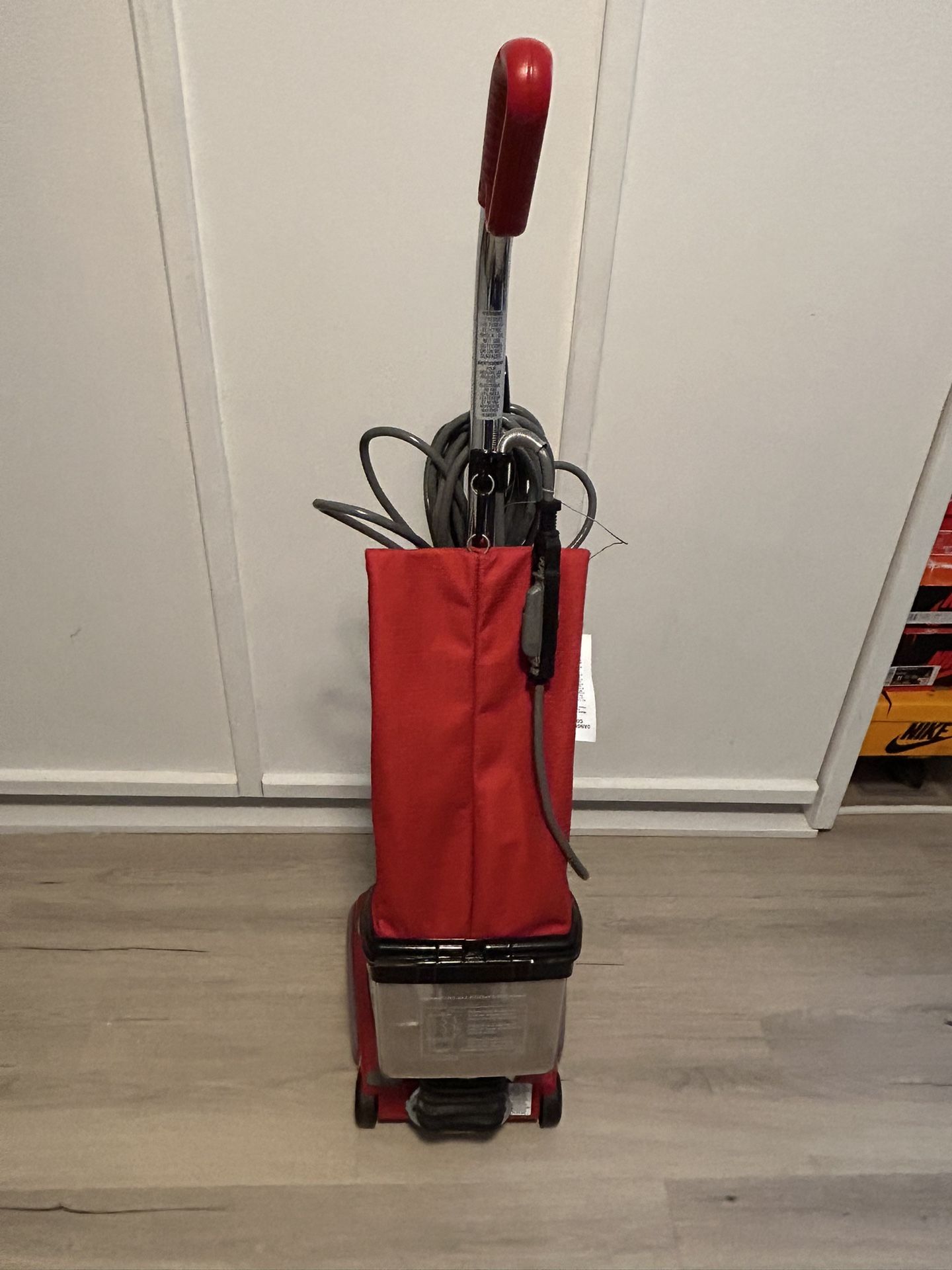 Sanitaire TRADITION Upright Commercial Bagged Vacuum