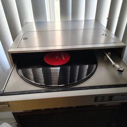 Sony Vintage Turntable 