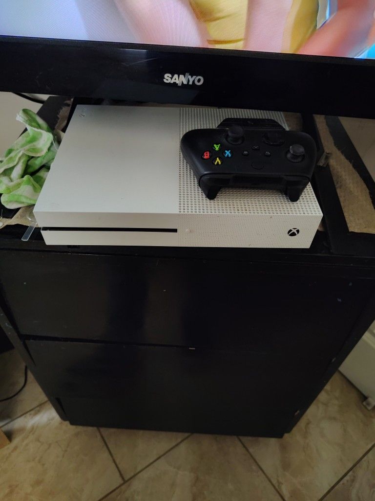 Xbox One S