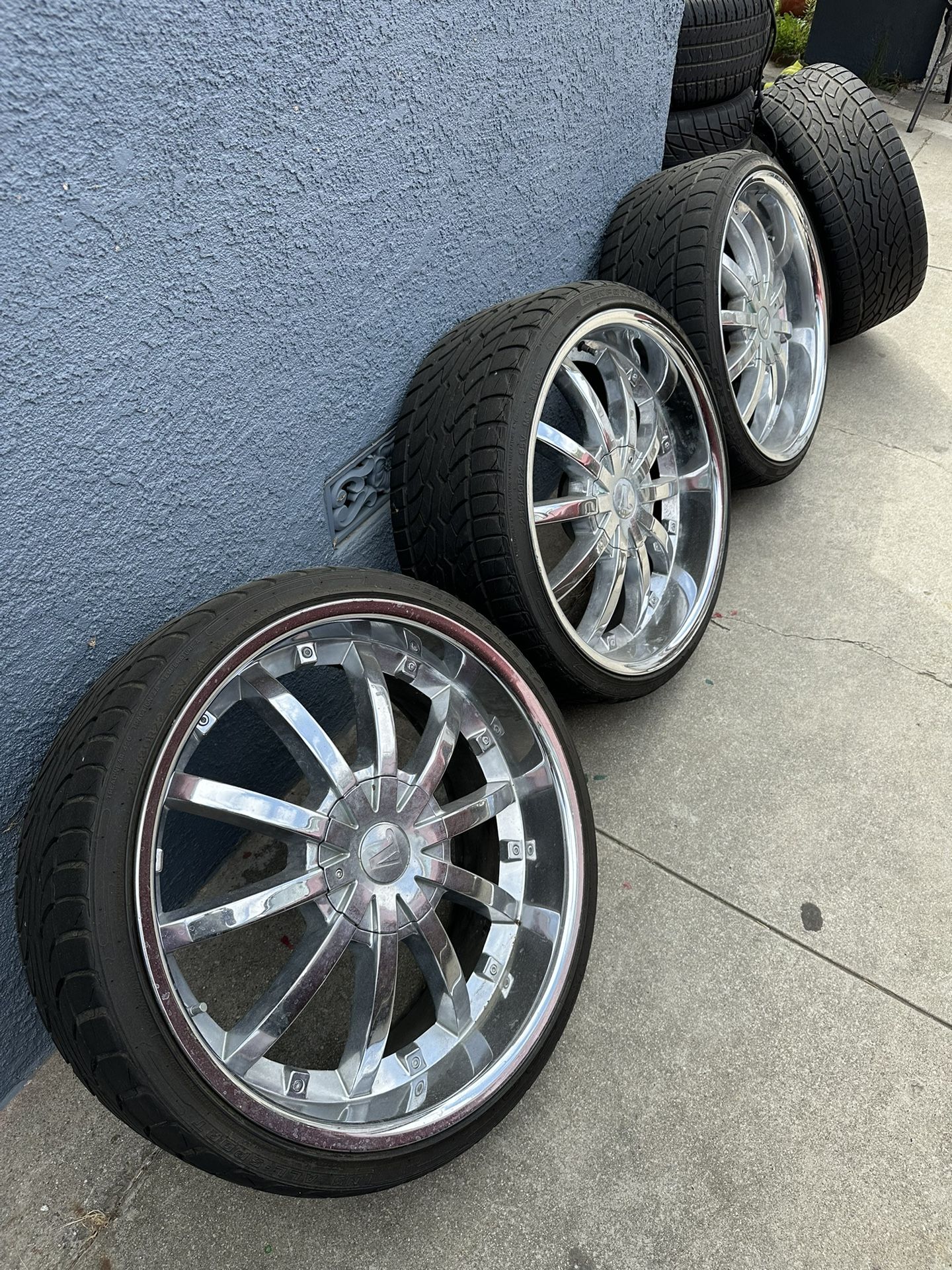 22 Inch Wheels for Sale in South Gate, CA OfferUp