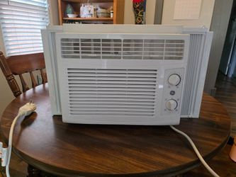 Window Unit Air Conditioner A/C