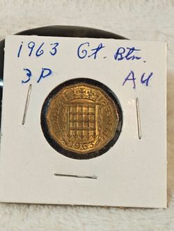 #641  great Britain 3 pence 1963 coin