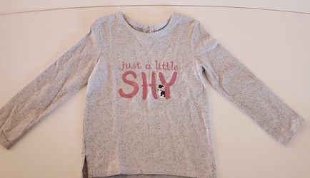 Girls 5T longsleeve top