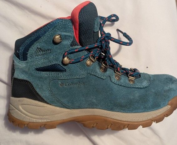 Women's Waterproof Hiking Boots 