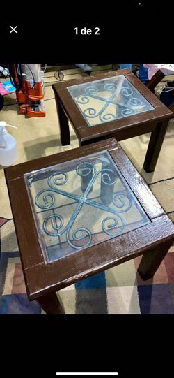 Juego de mesas  madera solida