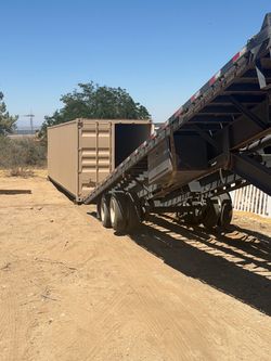 Storage shipping containers, local yard located in hesperia