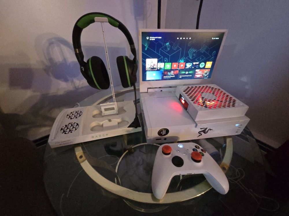 Xbox One S