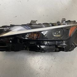 2021 Lexus IS 300 Left Headlight 