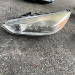 2015 2018 ford focus driver left headlight 