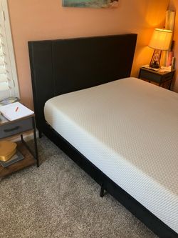 Queen bed frame & mattress