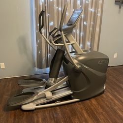 Octane Q37x Elliptical Machine - $100 Firm