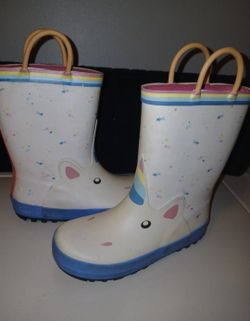 Girls cat and Jack unicorn rain boots size 12