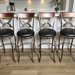 Hillsdale Furniture Stockport Swiveling 4 Barstools Set