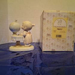 Precious Moments "What The World Needs To Know "