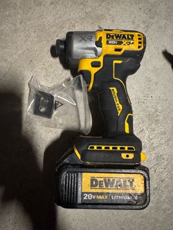 DeWalt 20V XR Brushless Impact Driver with Battery