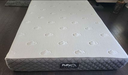Puffy Cloud Memory Foam Queen Mattress