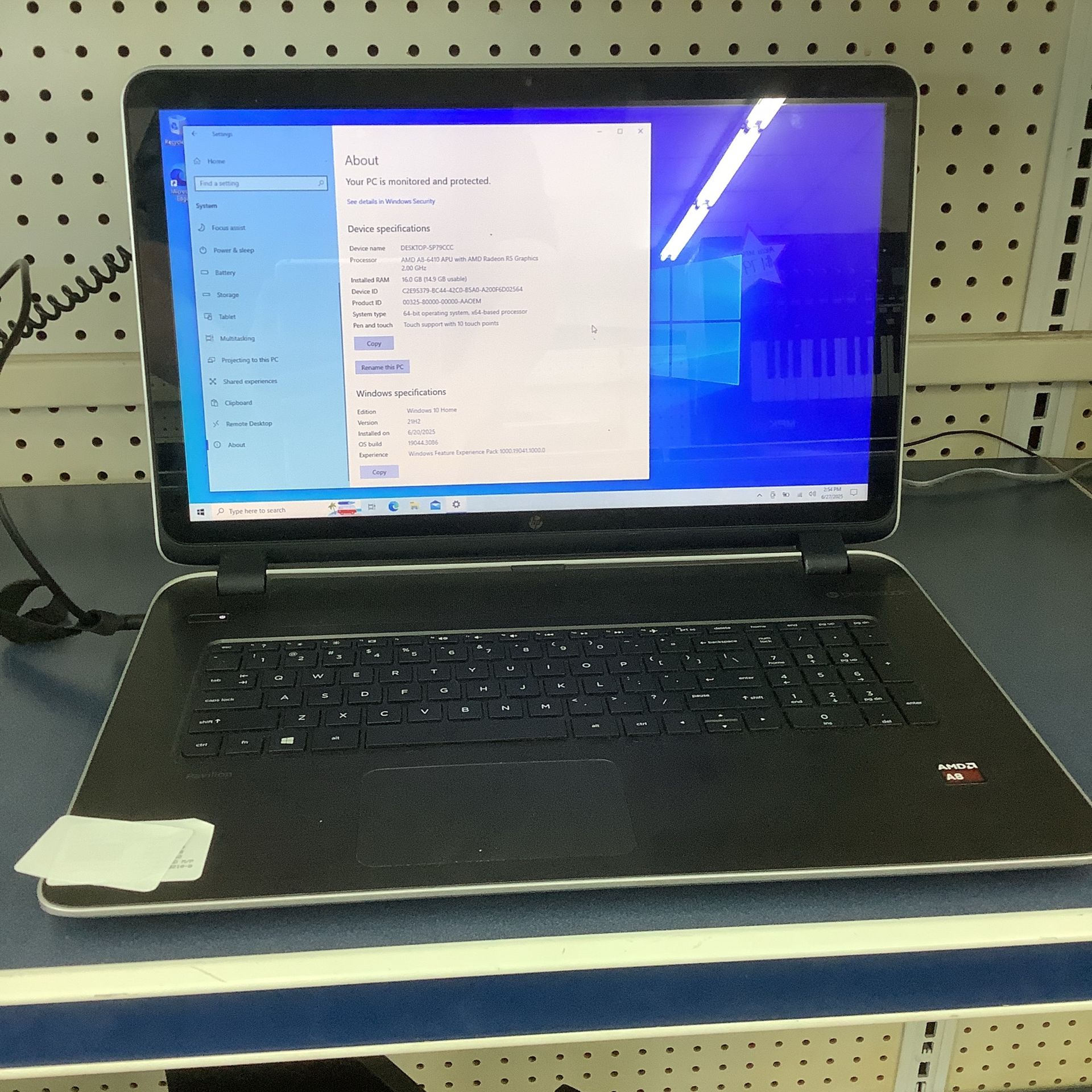 Hewlett-Packard Laptop