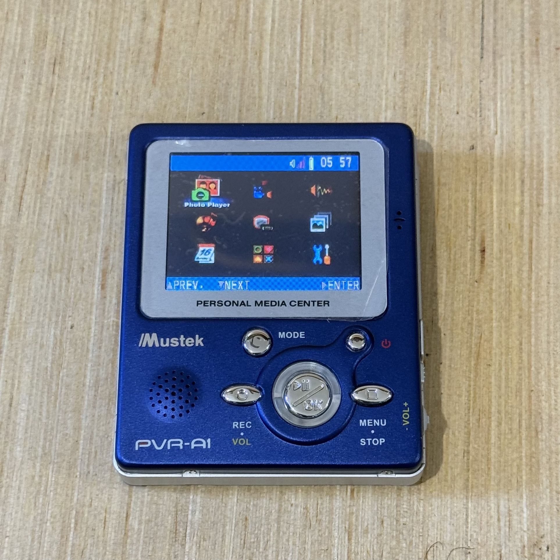 Mustek Personal Music Media Center Model No:PVR-A1 “UNTESTED”Buy/Sold As Is Read