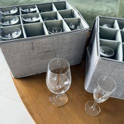 Wine Glasses 