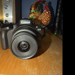 Canon - EOS R100 4K Video Mirrorless Camera with RF-S18-45mm f/4.5-6.3 IS STM Lens - Black