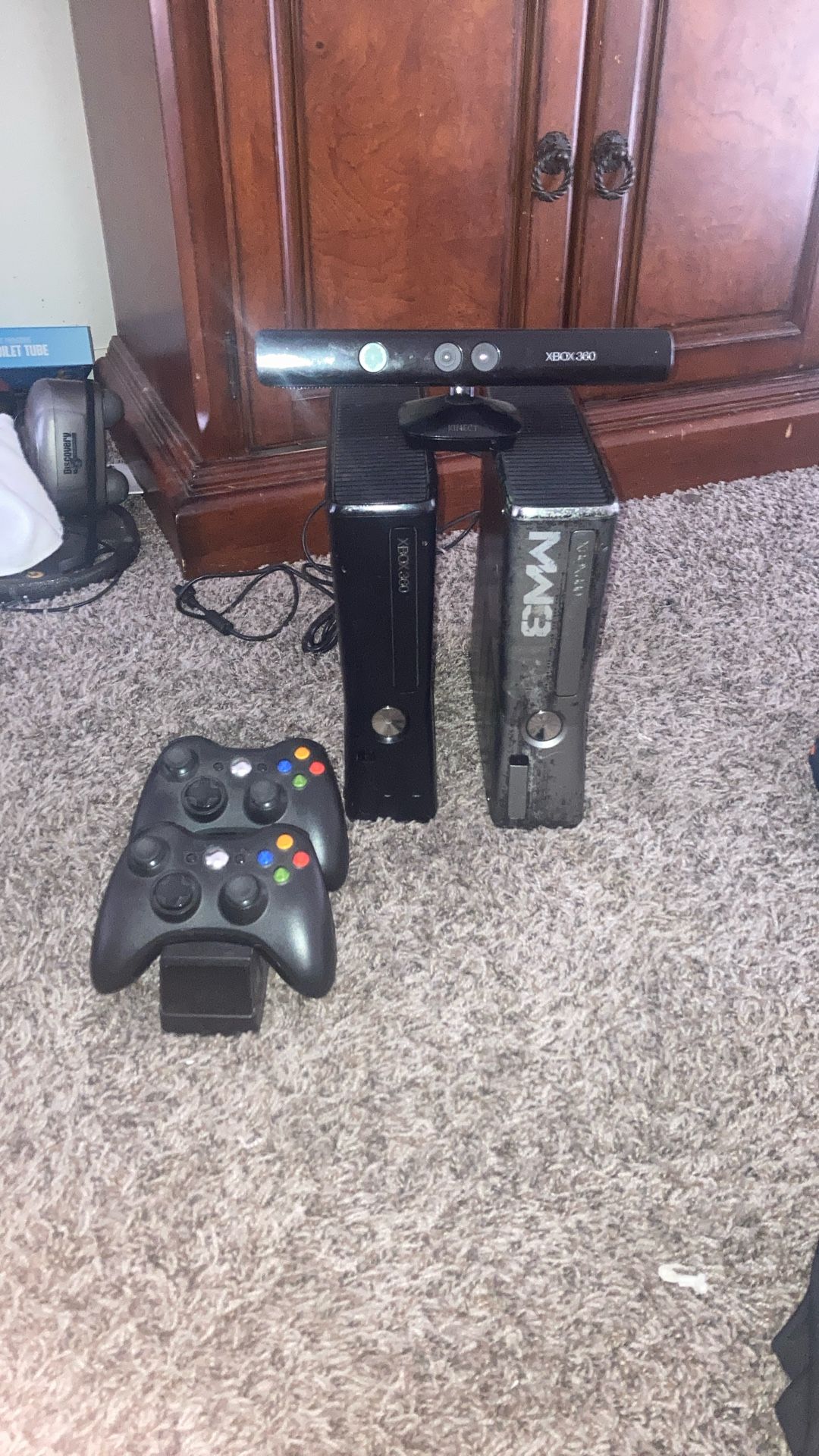 Xbox 360 Bundle MW3 And Original