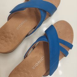 Vionic Sandals Size 10M