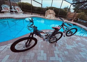 2 Adult Mongoose XR 250 26 inch trail bikes