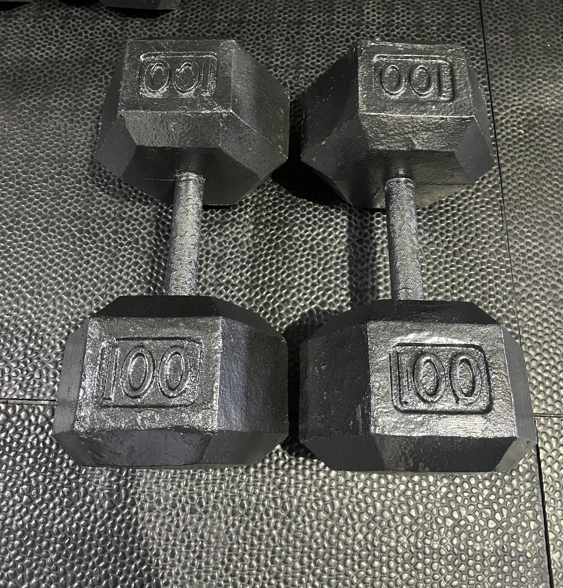100 Lb Pair Cast Iron Hex Dumbbells 