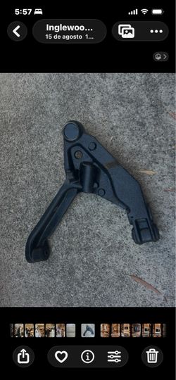 Black Metal Control Arm Suspension Part