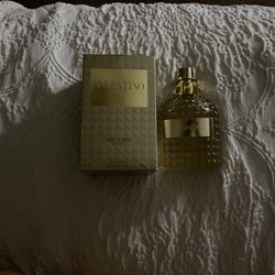 Valentino cologne never used, just not my style