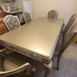 Dinner Table With 6 Chairs