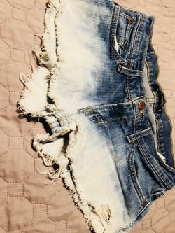 Levi’s 💁🏼‍♀️size 5M