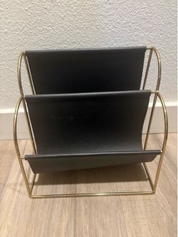 Organizer.. gold Rome metal and faux black leather