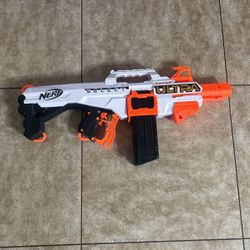  EndedEnded Nerf gun - semi automatic - powerful- NERF Ultra Select Fully Motorized Blaster