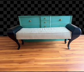 Moving sale