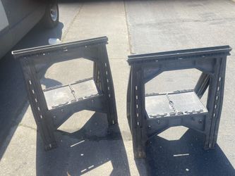Saw table legs