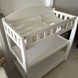 White Baby Changing Table With Bedding