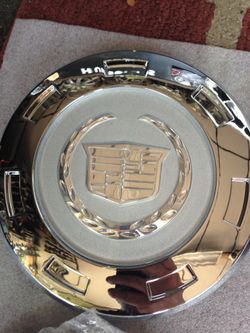 1 Cadillac Escalade center cap new