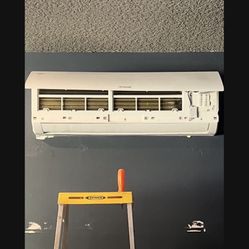 Ac System Splitter Entire Unit 2 Years Old. Works Perfect 